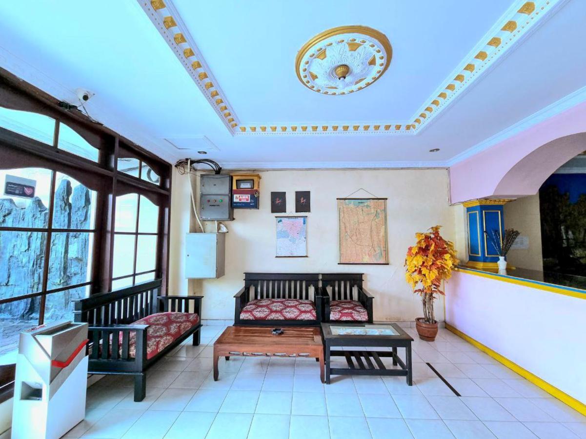 Hotel Taman Sari Jakarta Bagian luar foto